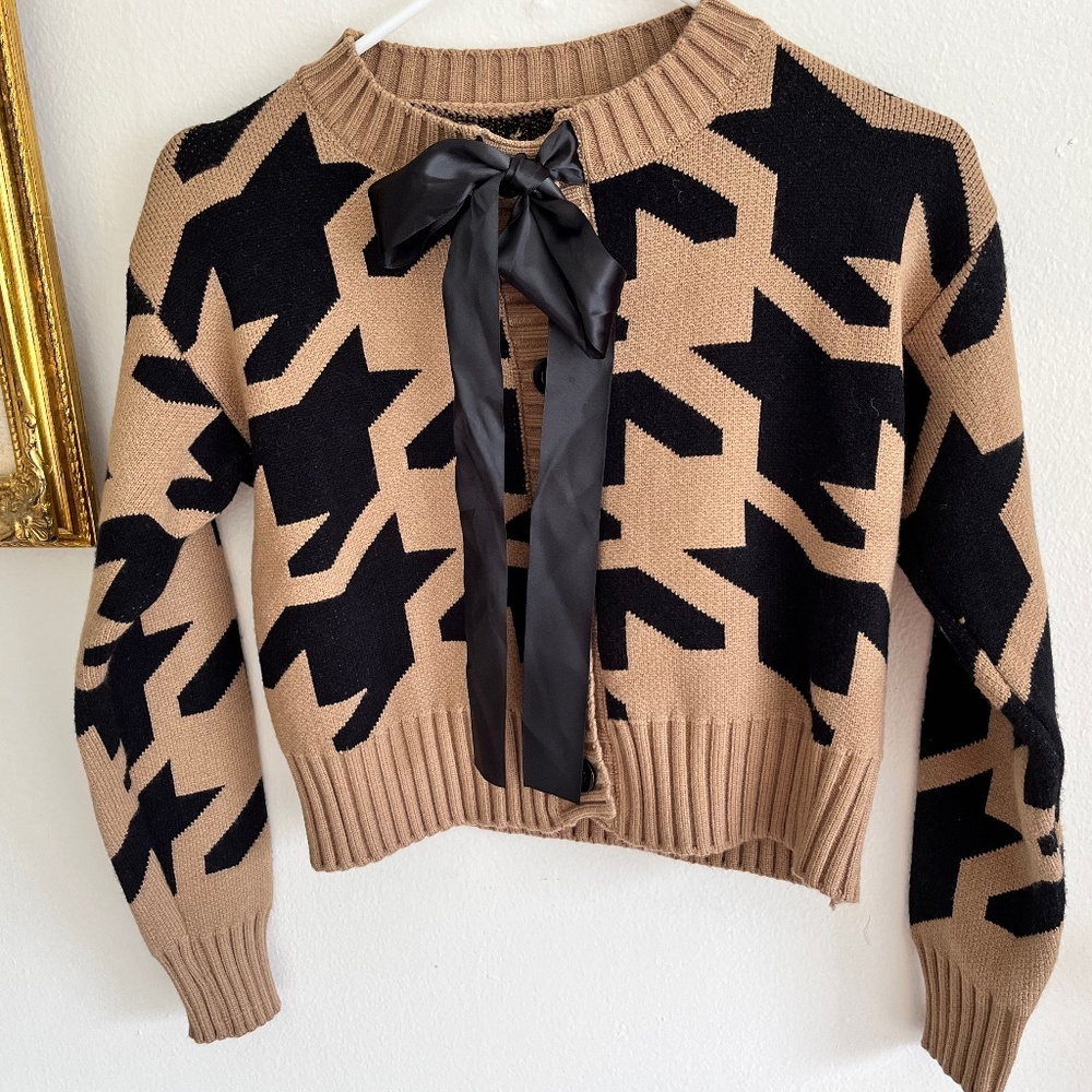 Shein printed sweater/ cardigan